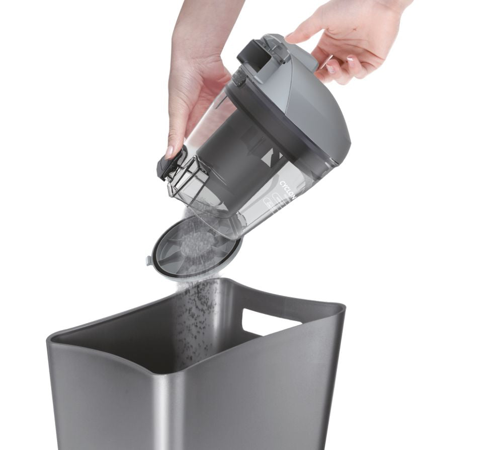 Hoover HP320PET011 Aspir. S/sacco 830w 2lt Hepa Nero +access.